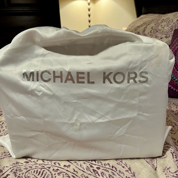 Michael Kors Large “Selma” Satchel in Gray Ombre Embossed Croc Leather. EUC! - Picture 16 of 16